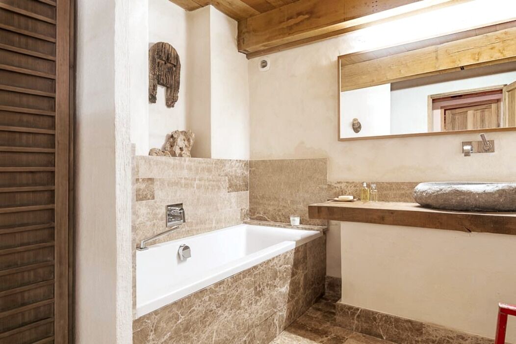 Photo of Bathroom in Ampus