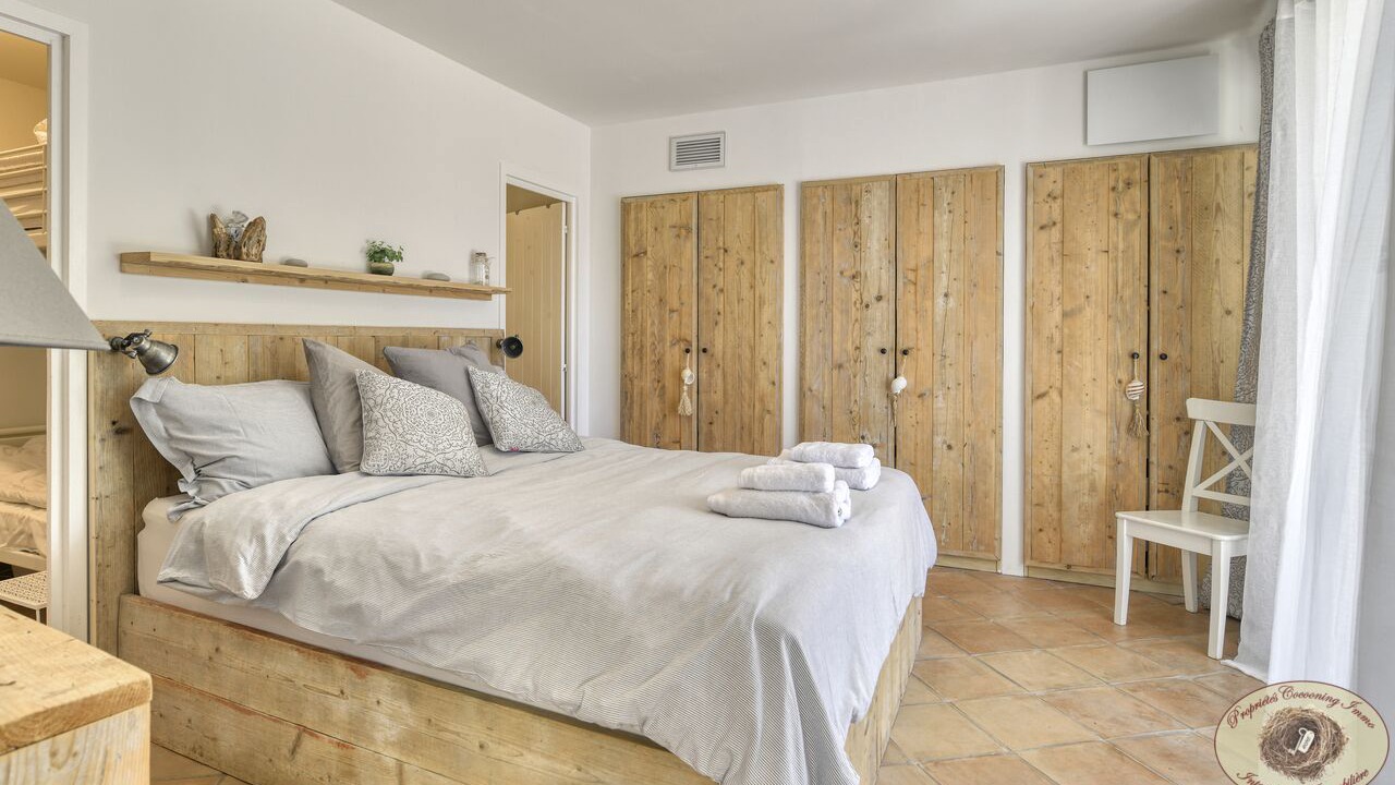 Photo of Bedroom in Le Beausset