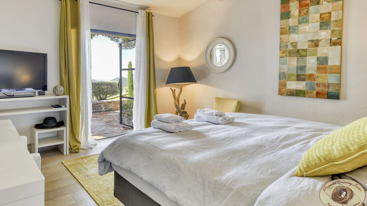 Photo of Bedroom in Le Beausset
