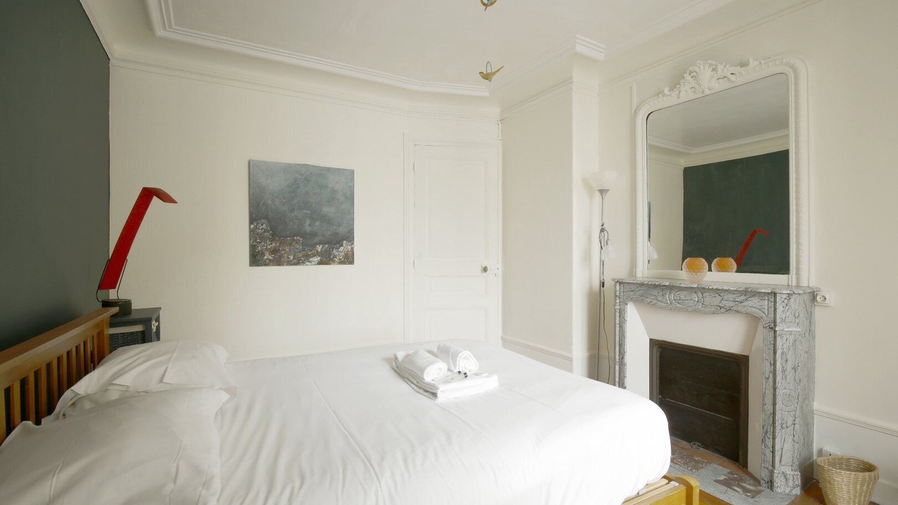 Photo of Bedroom in Chaillot