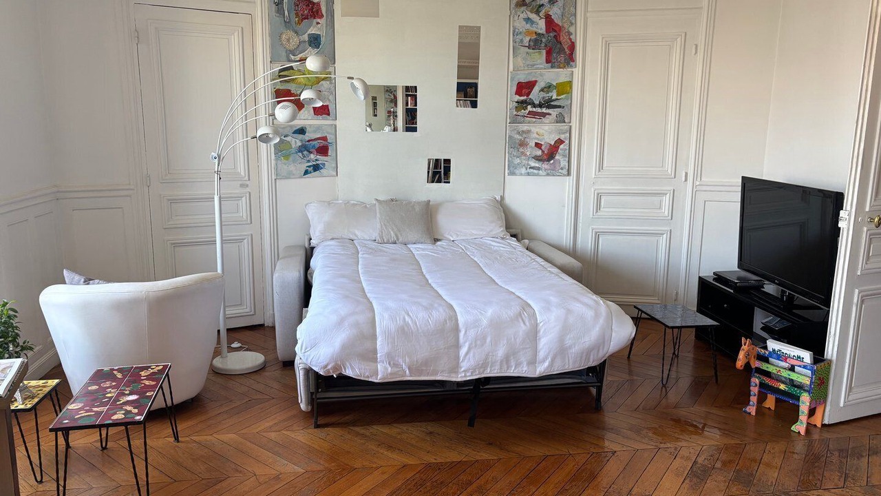 Photo of Bedroom in Chaillot