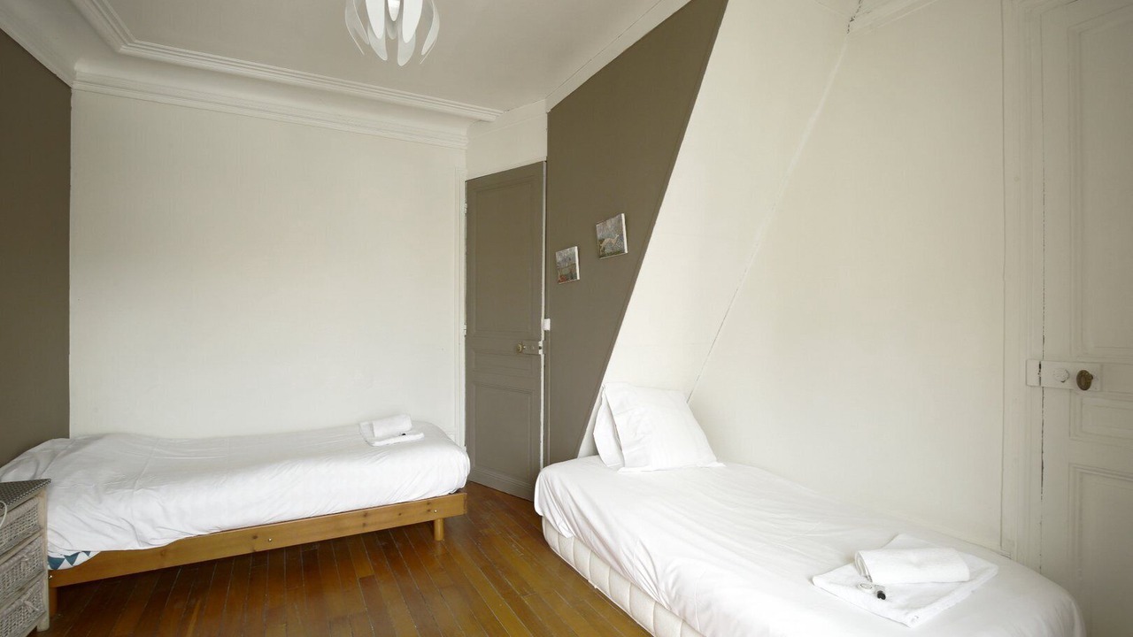 Photo of Bedroom in Chaillot
