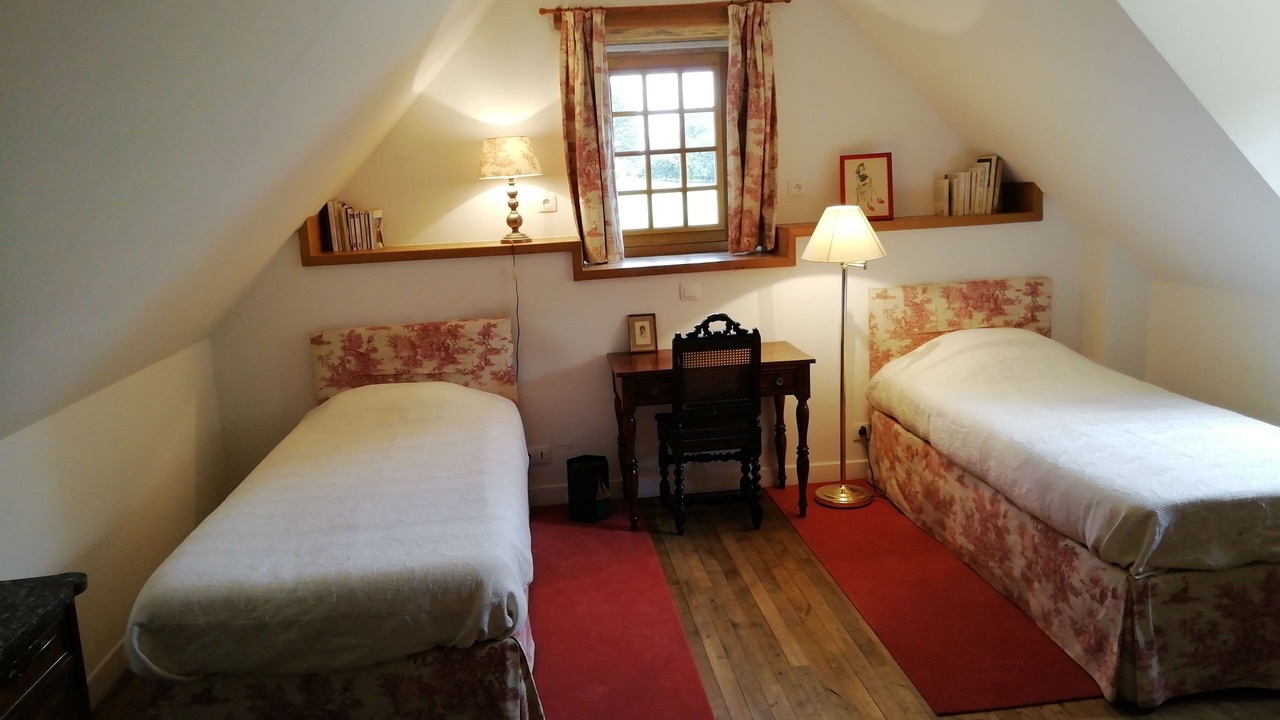 Photo of Bedroom in Ploubezre