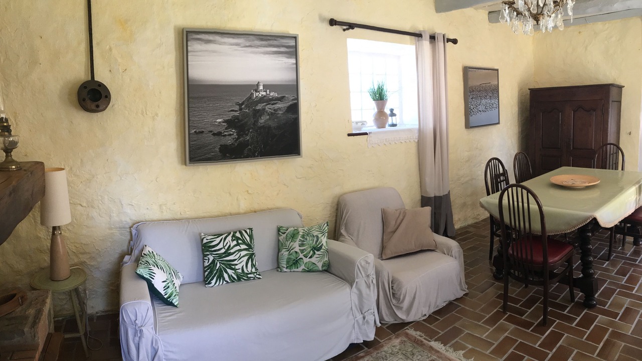 Photo of Livingroom in Rospez