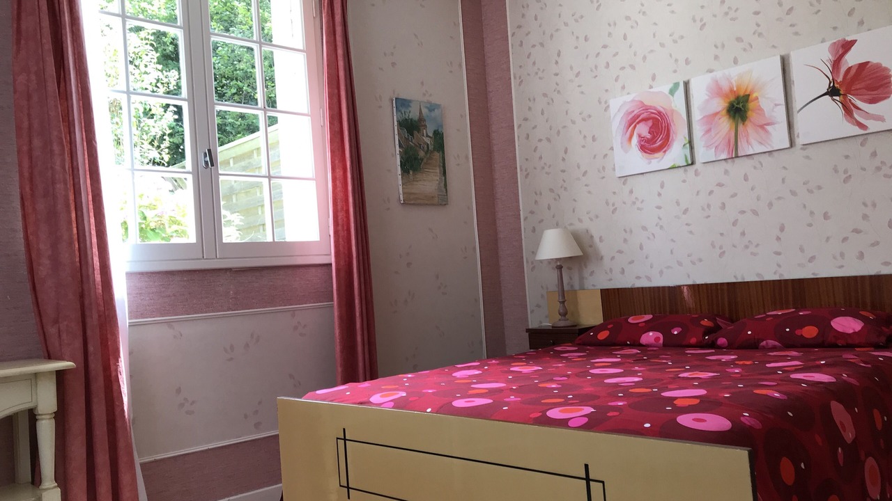 Photo of Bedroom in Rospez
