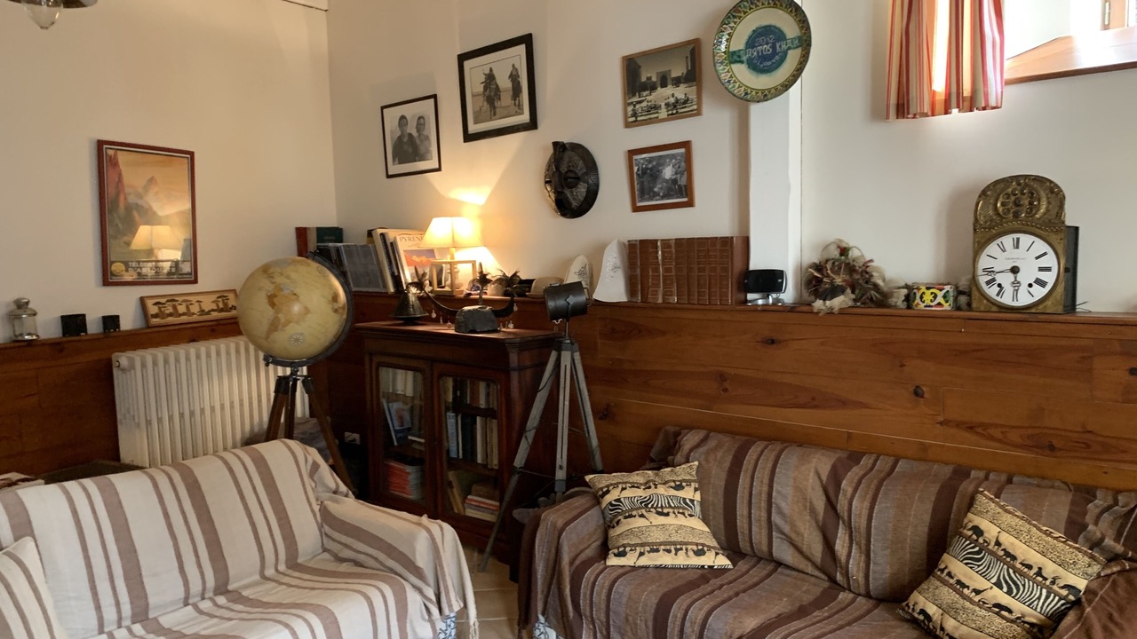 Photo of Livingroom in Guchan