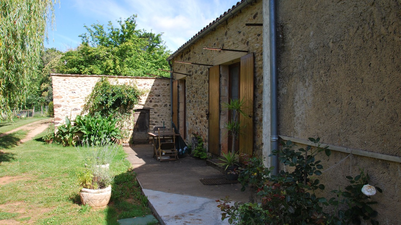 Photo of Patio Balcony in Journiac