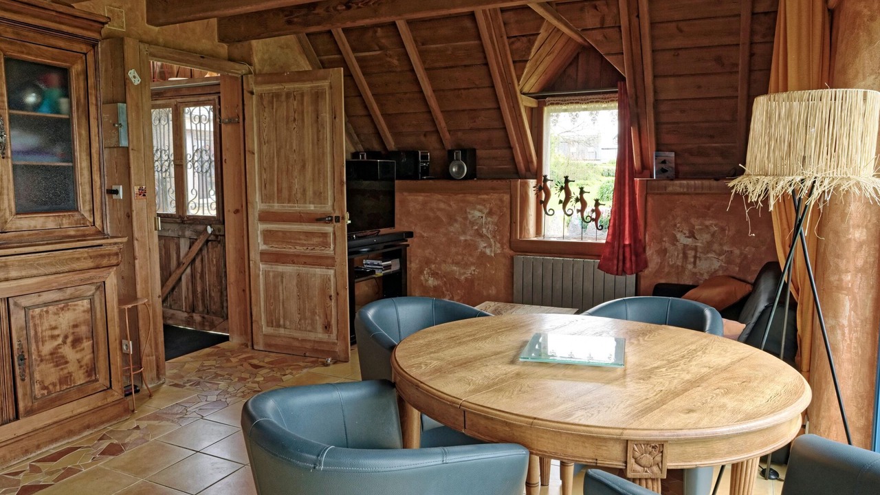 Photo of Livingroom in Tredrez-Locquemeau