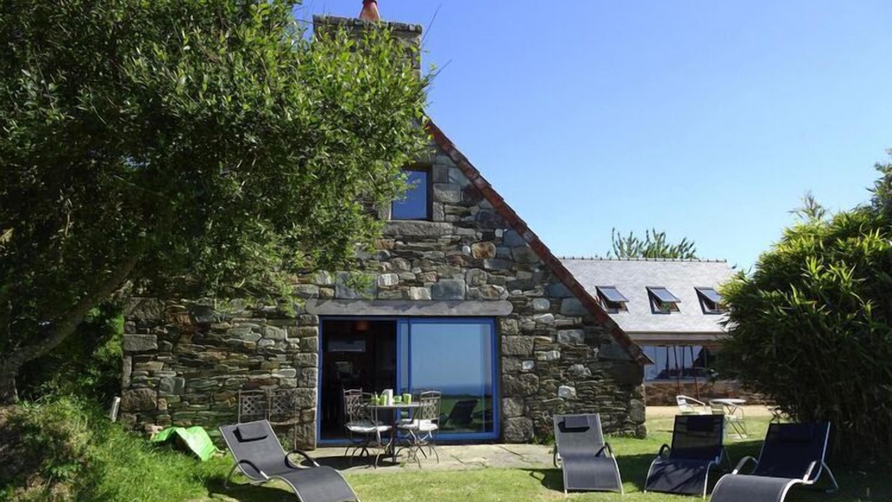 Photo of Outdoor in Tredrez-Locquemeau