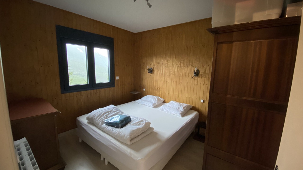 Photo of Bedroom in Ascou