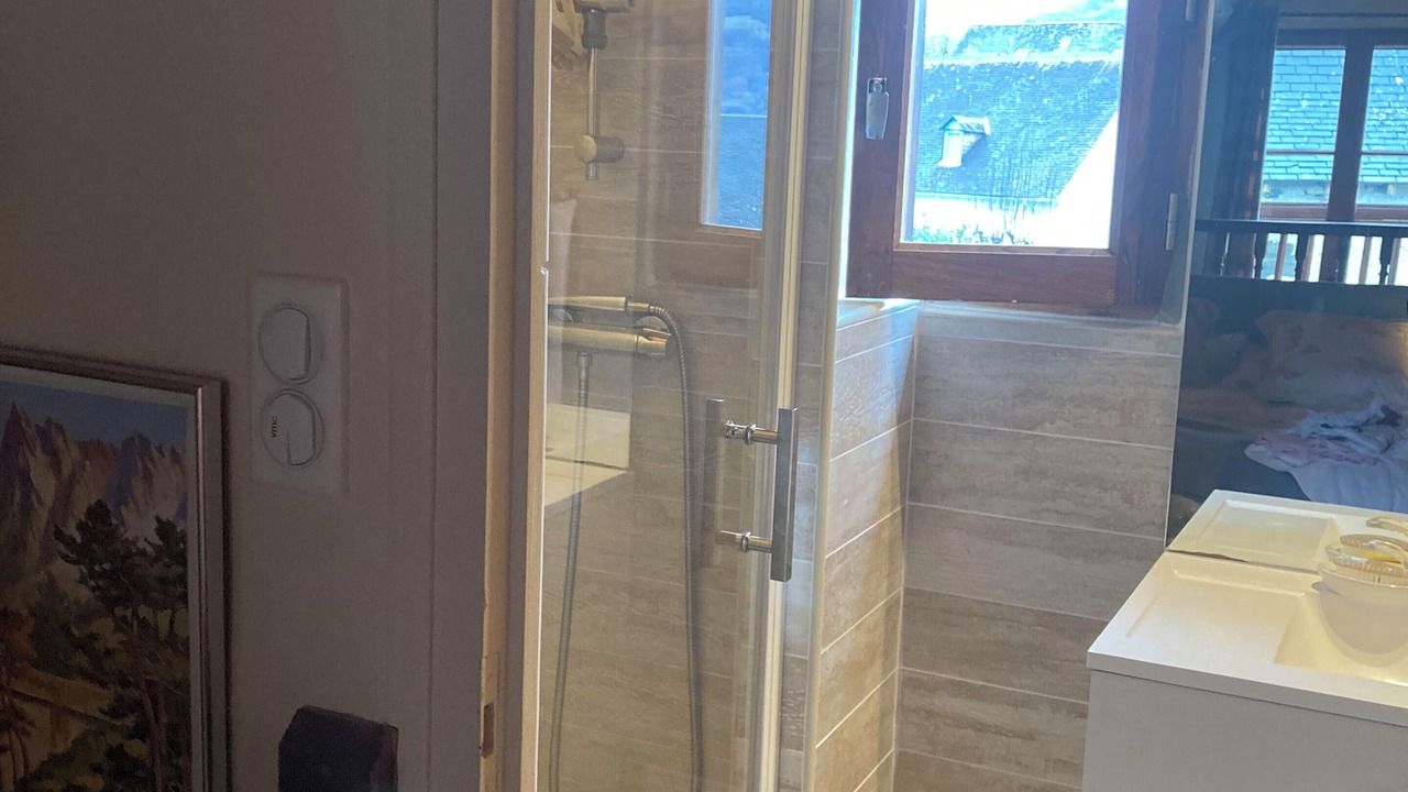 Photo of Bathroom in Saint-Savin