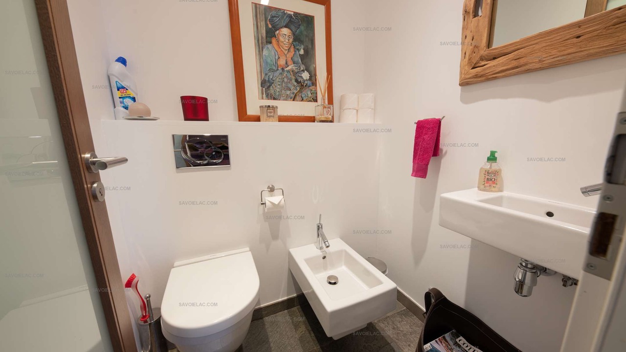 Photo of Bathroom in Talloires-Montmin
