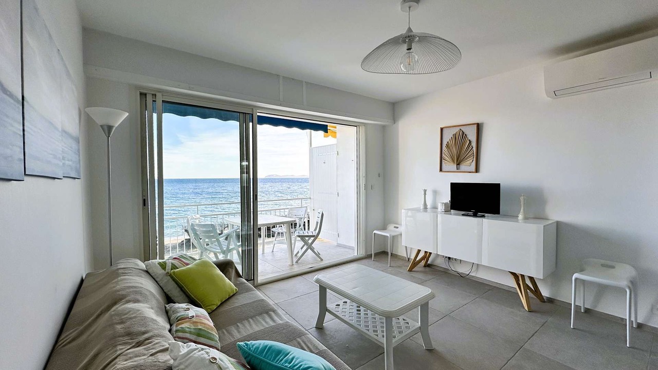 Photo of Livingroom in Hyeres