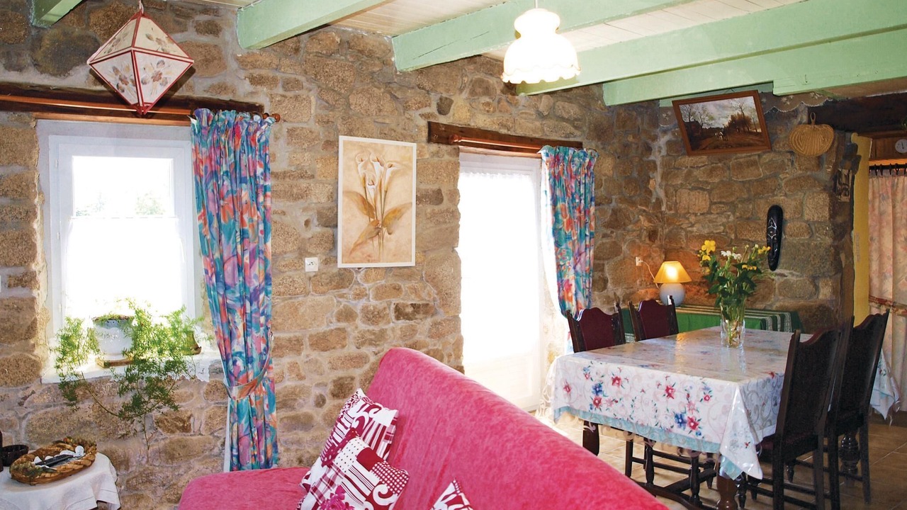 Photo of Bedroom in Plouaret
