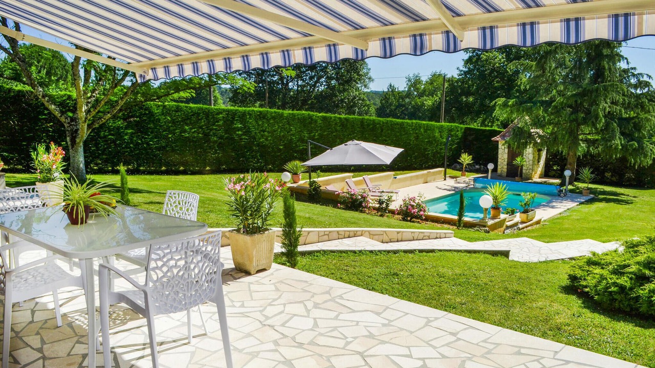 Photo of Patio Balcony in Le Change