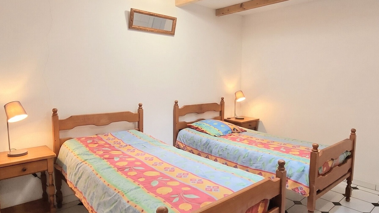 Photo of Bedroom in Meynes