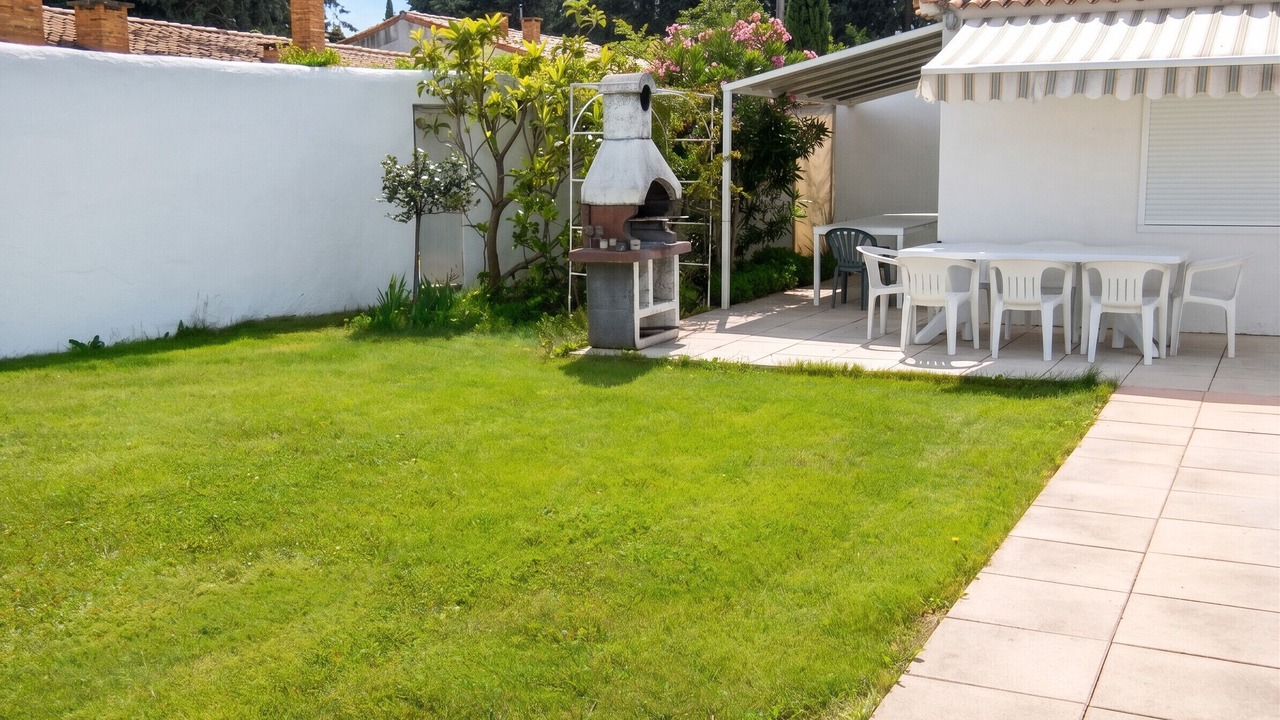Photo of Outdoor in Meynes