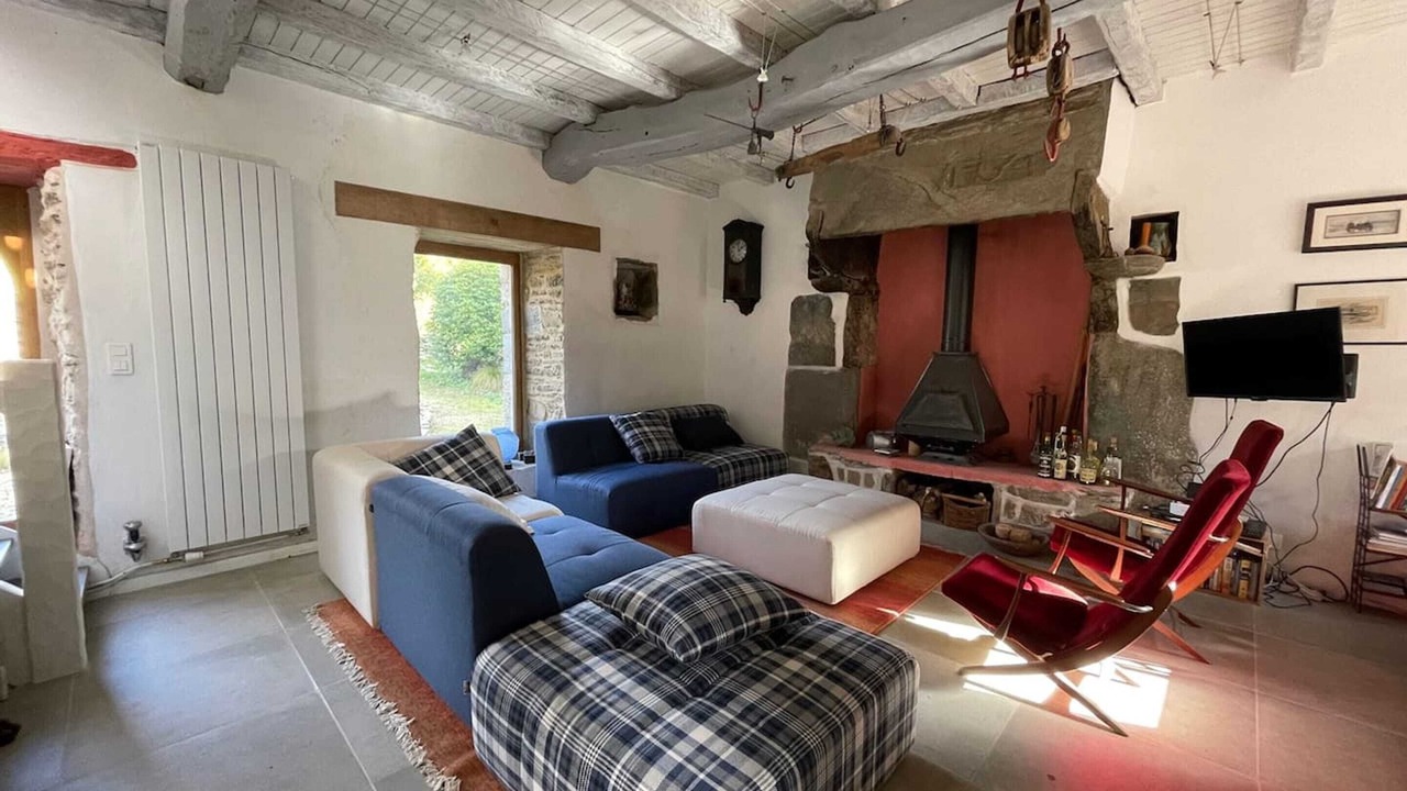 Photo of Livingroom in Guimaec