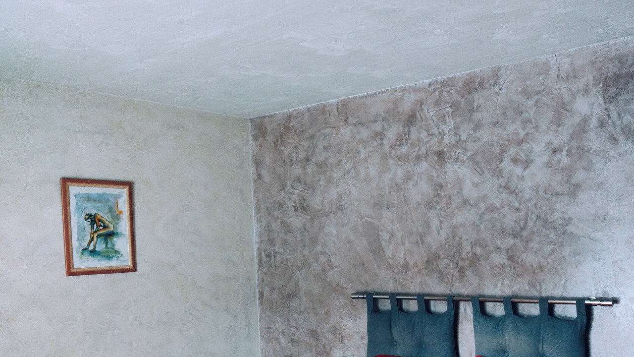 Photo of Bedroom in Meounes-les-Montrieux