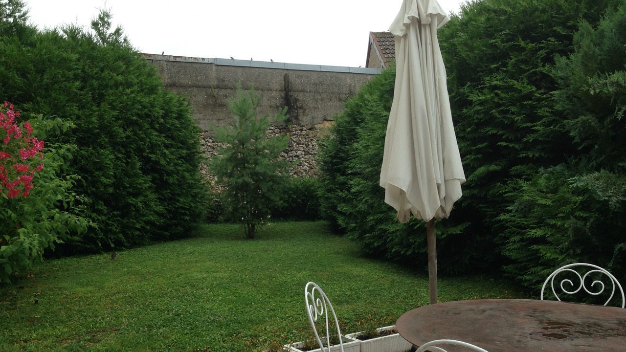 Photo of Outdoor in Broyes