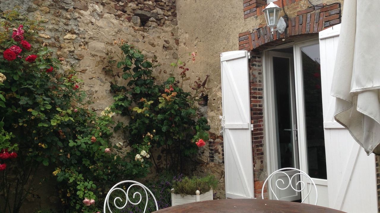 Photo of Outdoor in Broyes