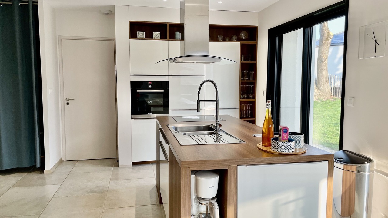 Photo of Kitchen in Treveneuc