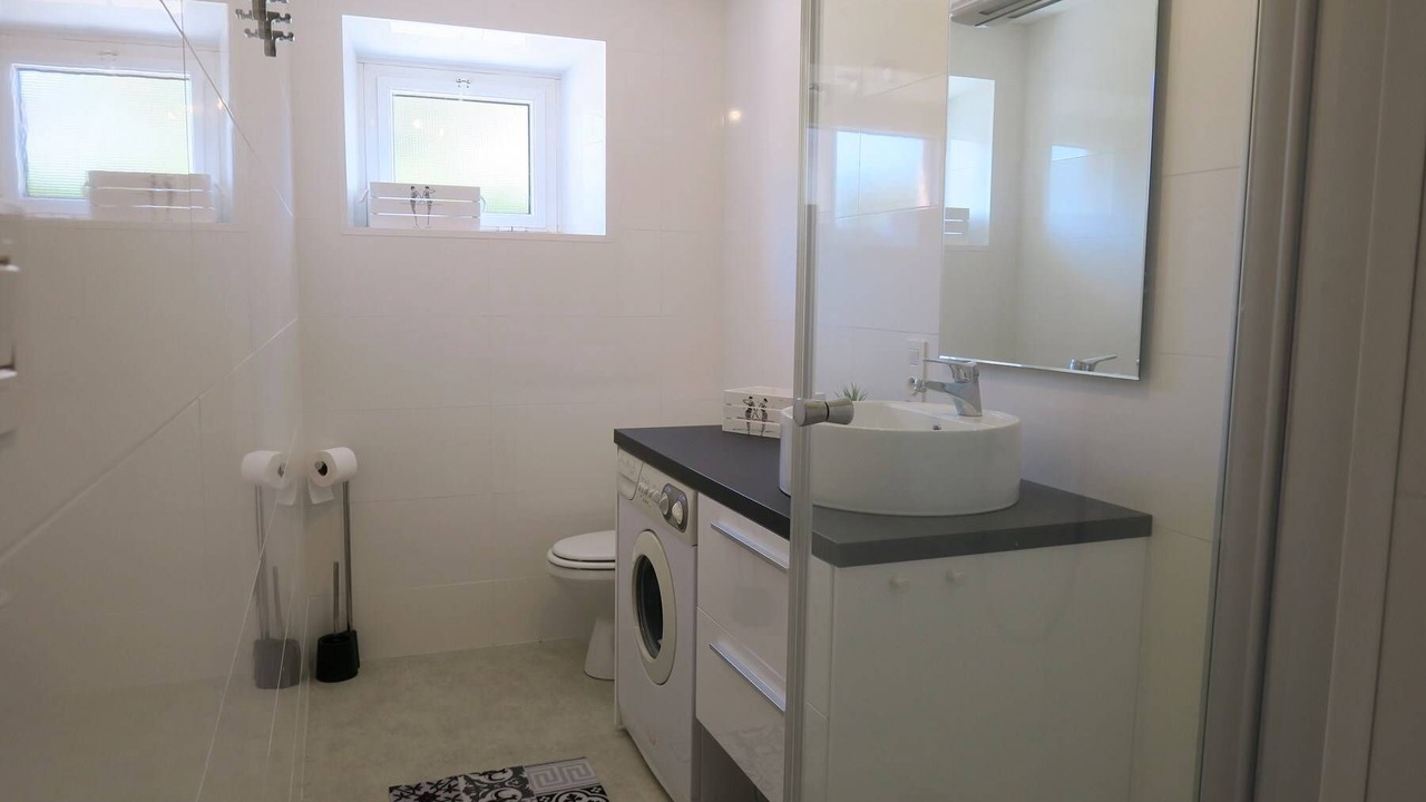 Photo of Bathroom in Tregastel