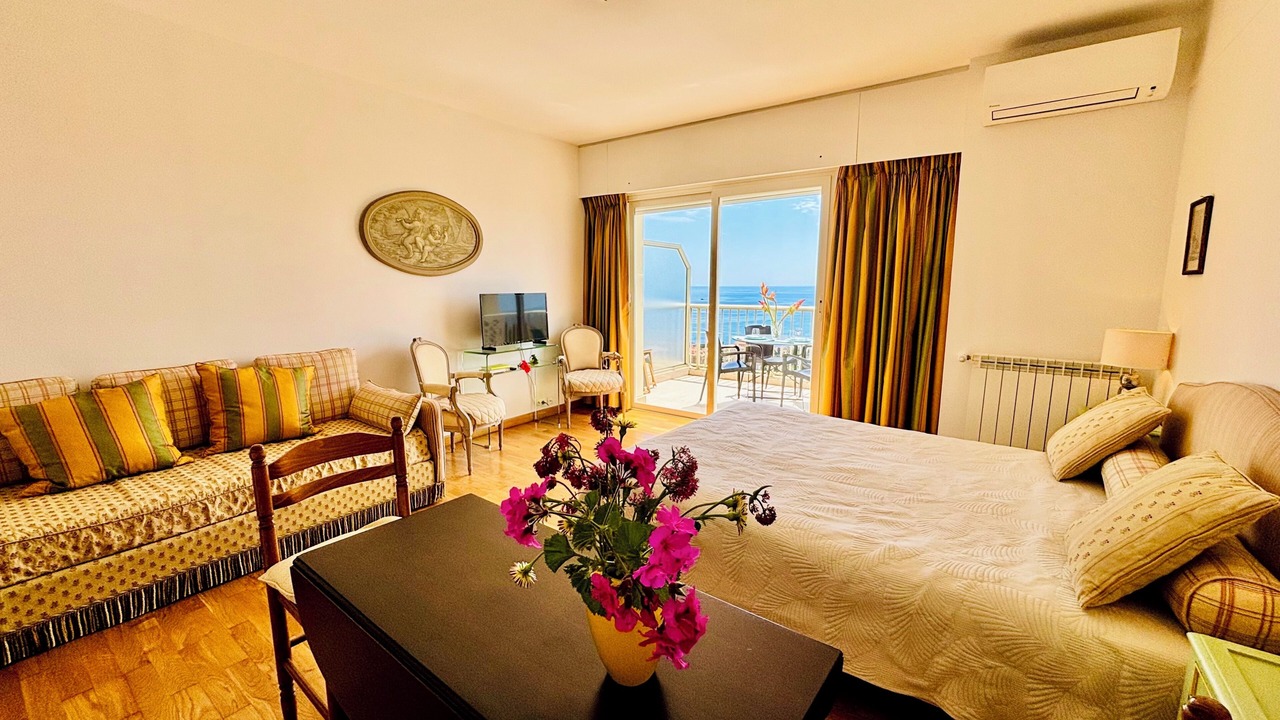 Photo of Bedroom in Villefranche-sur-Mer