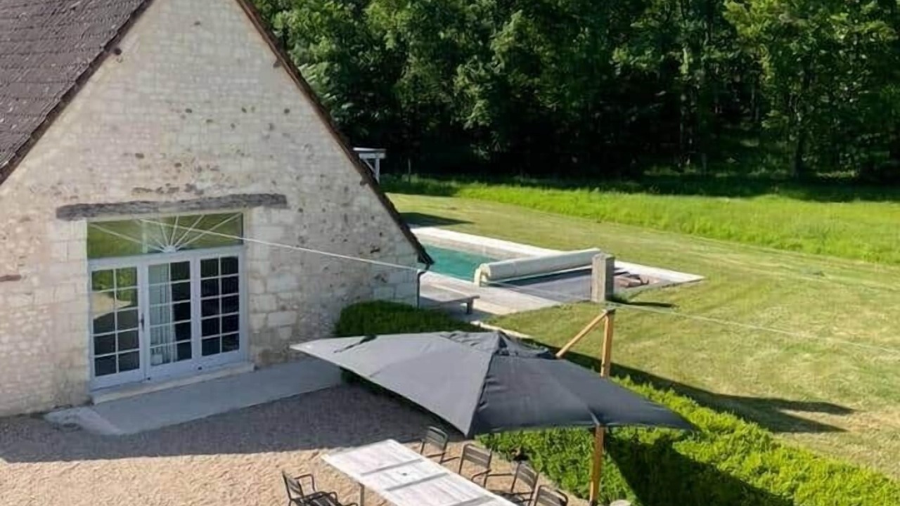 Photo of Outdoor in Thesee