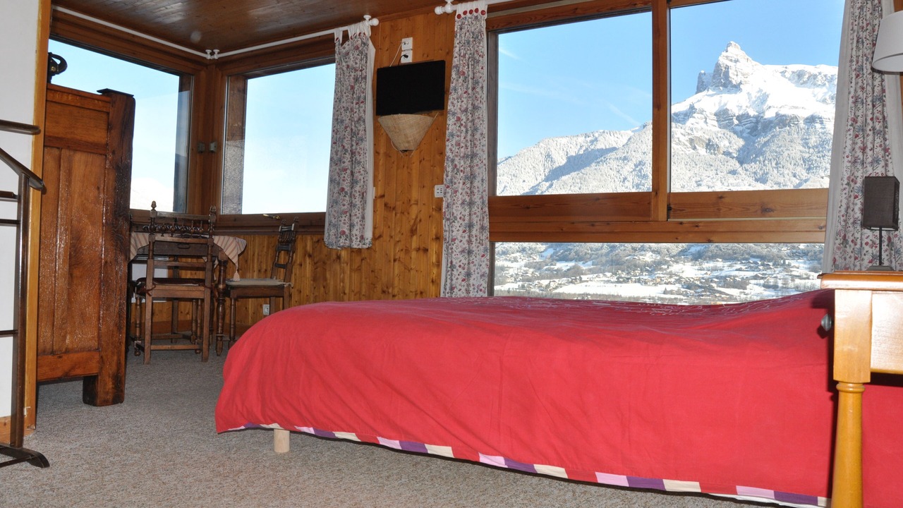 Photo of Bedroom in Domancy