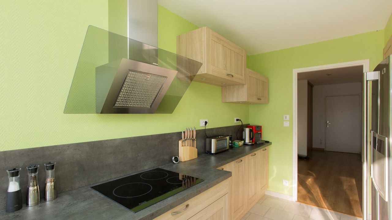 Photo of Kitchen in Saint Nicolas - Charles III - Ville vieille - Trois Maisons - Leopold