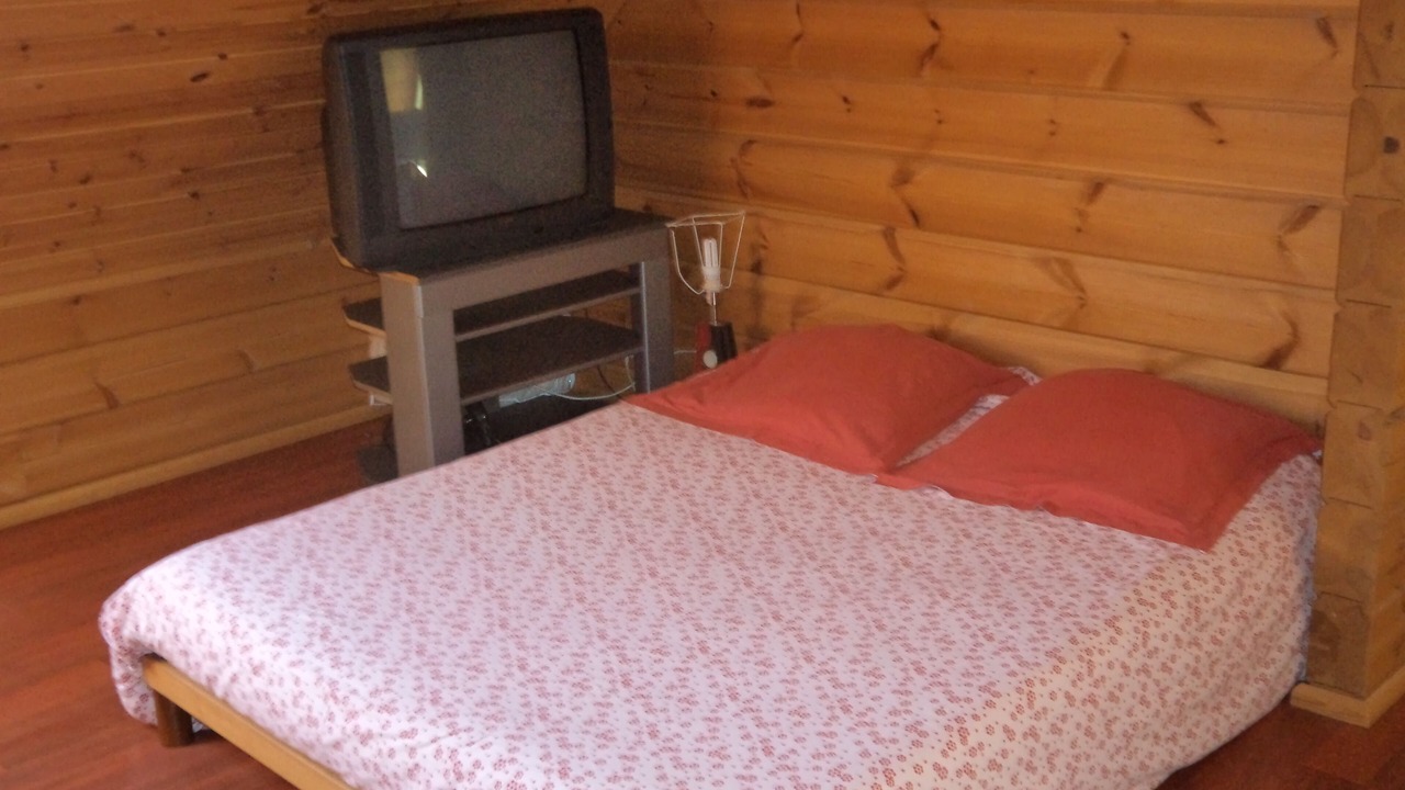 Photo of Bedroom in Lamballe