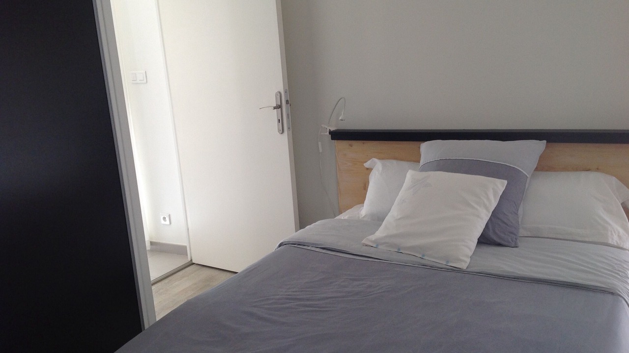 Photo of Bedroom in Leuhan