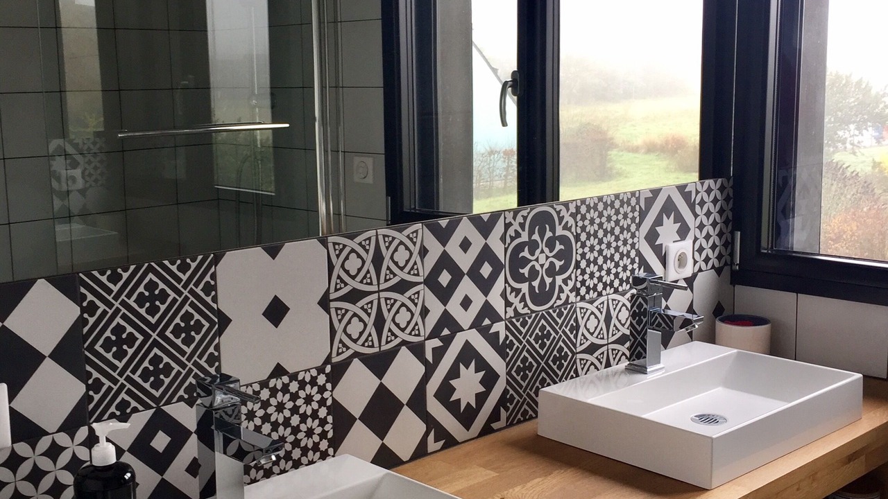 Photo of Bathroom in Lancieux