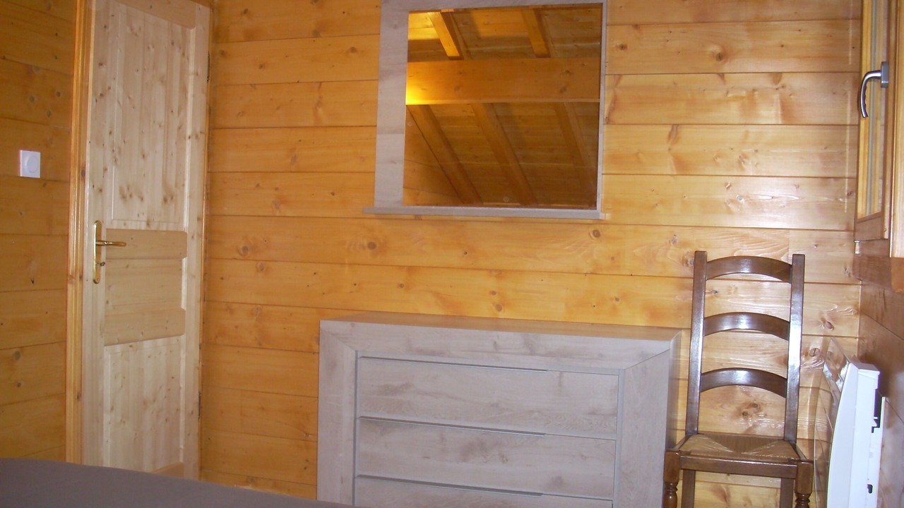 Photo of Bedroom in Premanon