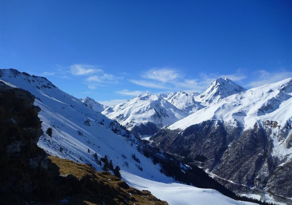Photo of Outdoor in Campan