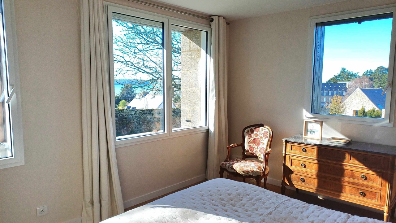 Photo of Bedroom in Saint-Jacut-de-la-Mer