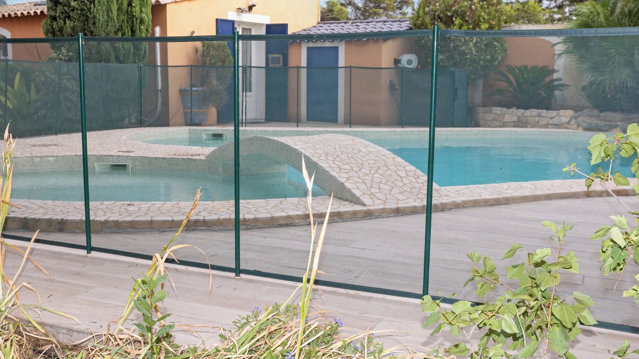 Photo of Outdoor in La Pomme