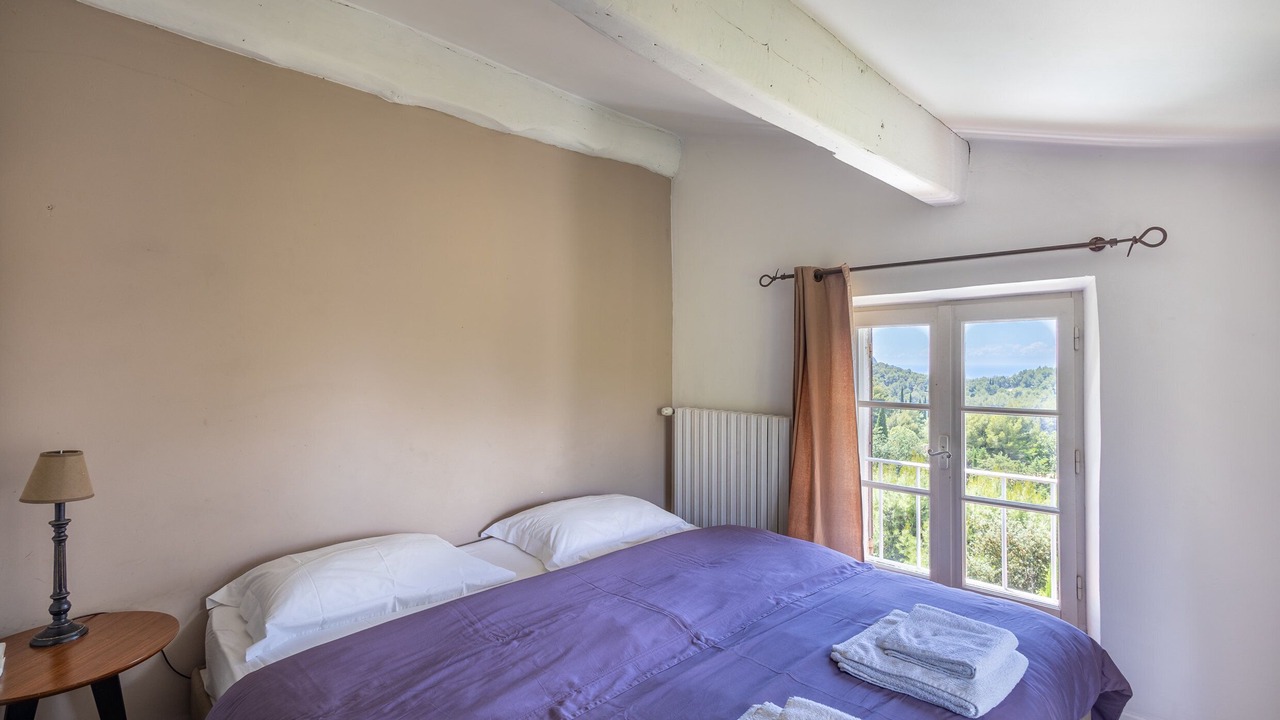 Photo of Bedroom in Le Beausset