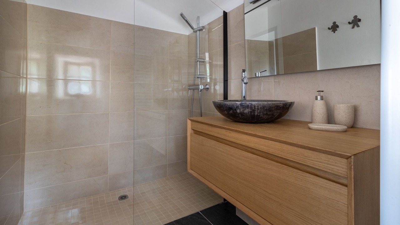 Photo of Bathroom in Le Beausset