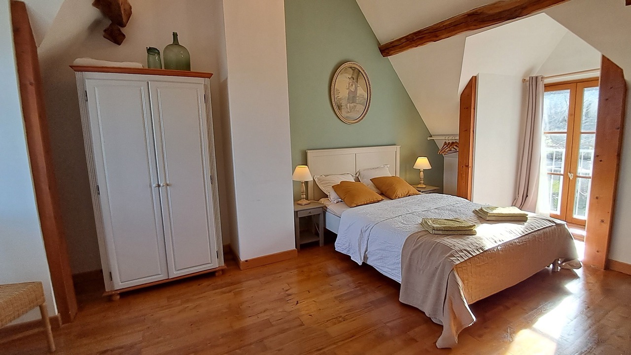 Photo of Bedroom in Laval