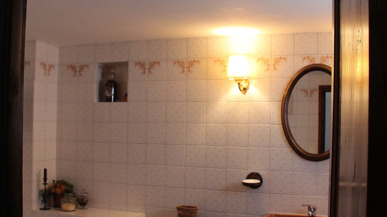 Photo of Bathroom in Village of Castellet