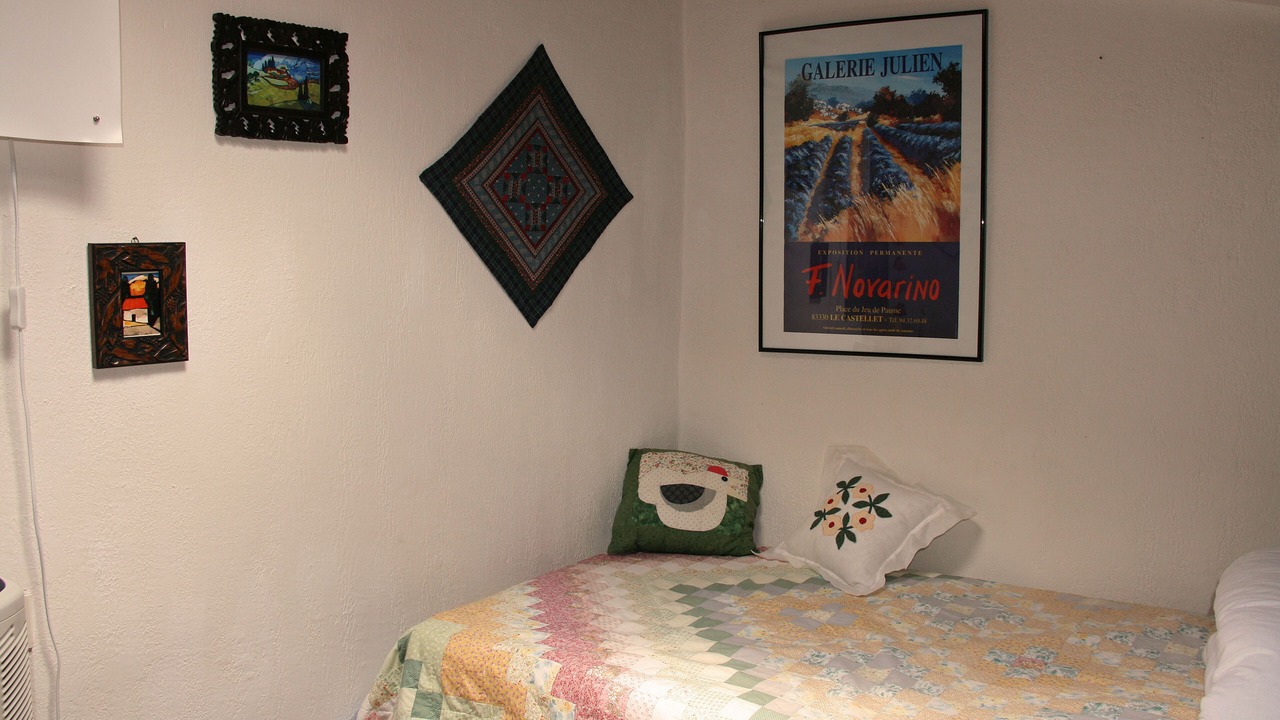 Photo of Bedroom in Village of Castellet