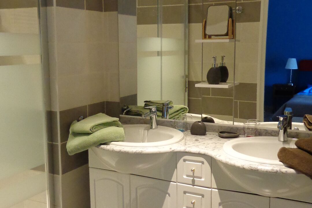 Photo of Bathroom in Athis