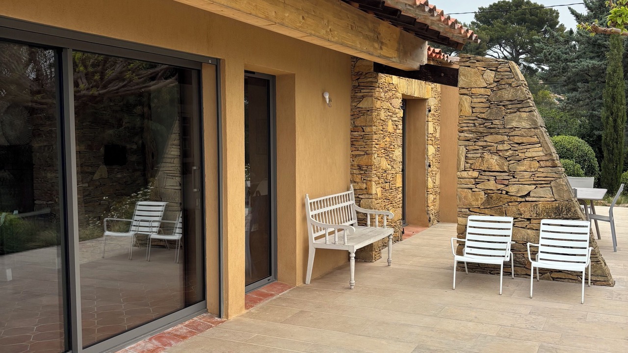 Photo of Patio Balcony in La Cadiere-d'Azur