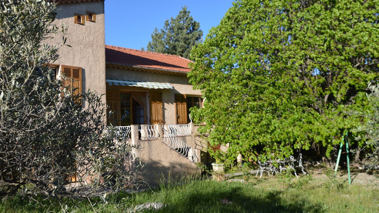 Photo of Outdoor in Aups