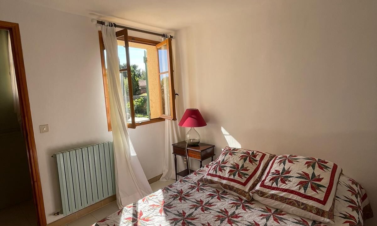 Photo of Bedroom in Aups