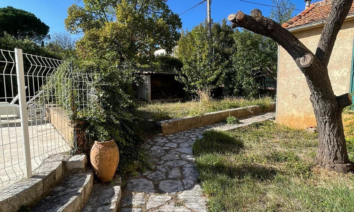 Photo of Outdoor in Aups