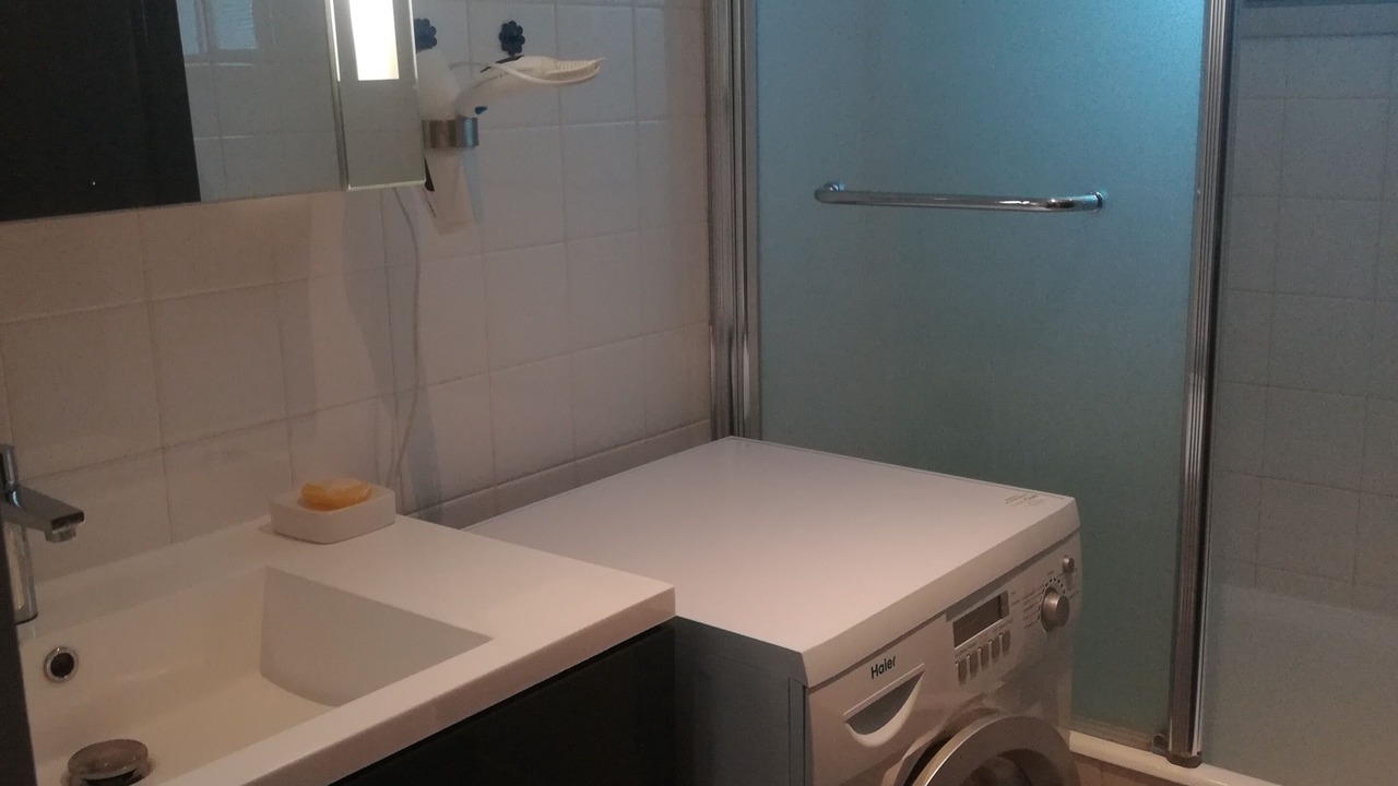 Photo of Bathroom in Tredrez-Locquemeau