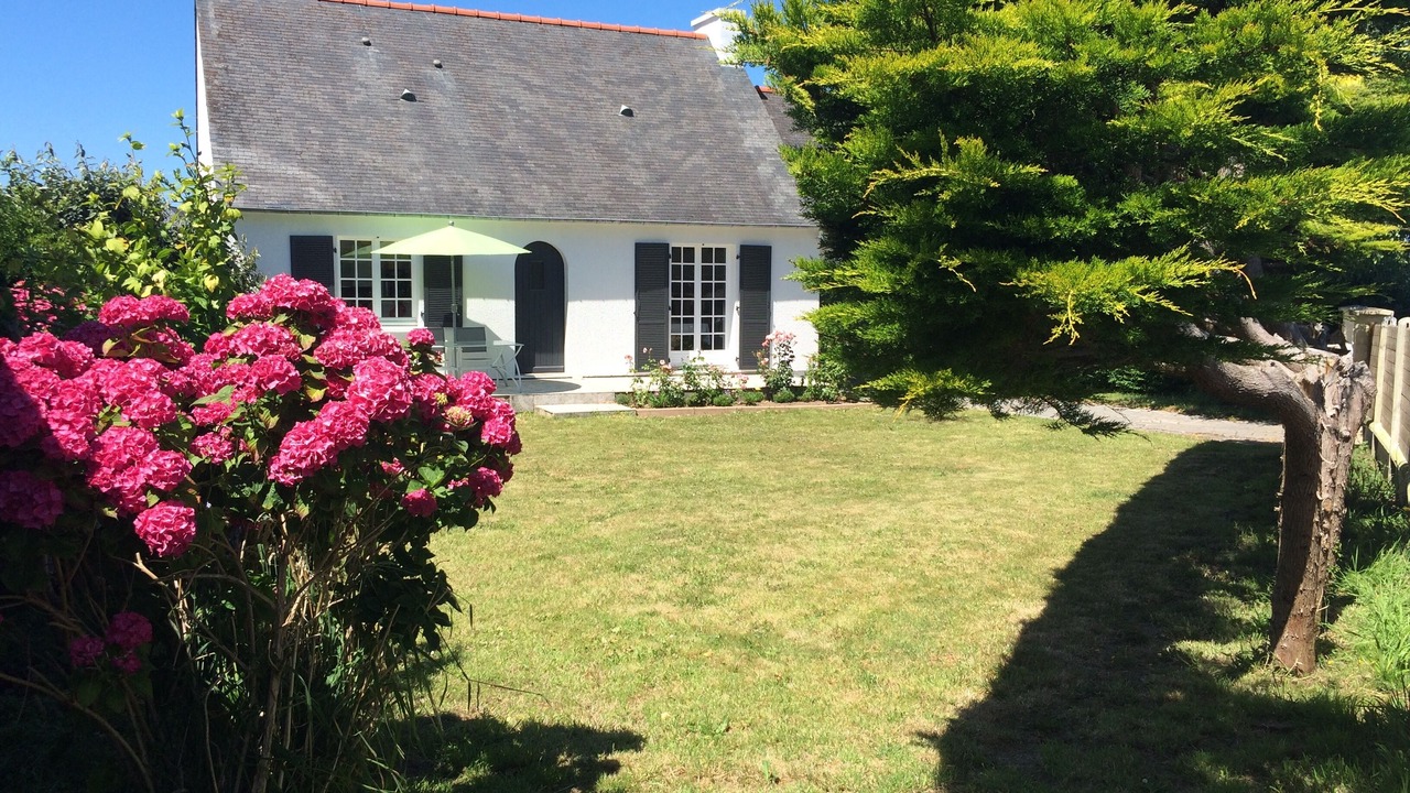 Photo of Outdoor in Tredrez-Locquemeau
